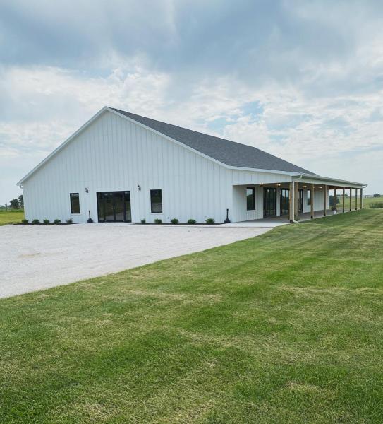 Best-wedding-venue-in-Missouri-indoor-outdoor